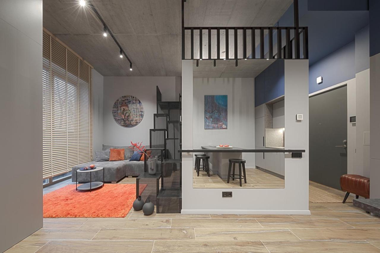 Ivis House Modern Apartment In Vilnius Old Town With Balcony Екстериор снимка